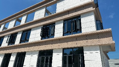 科创美涂料工厂：二十多年施工经验