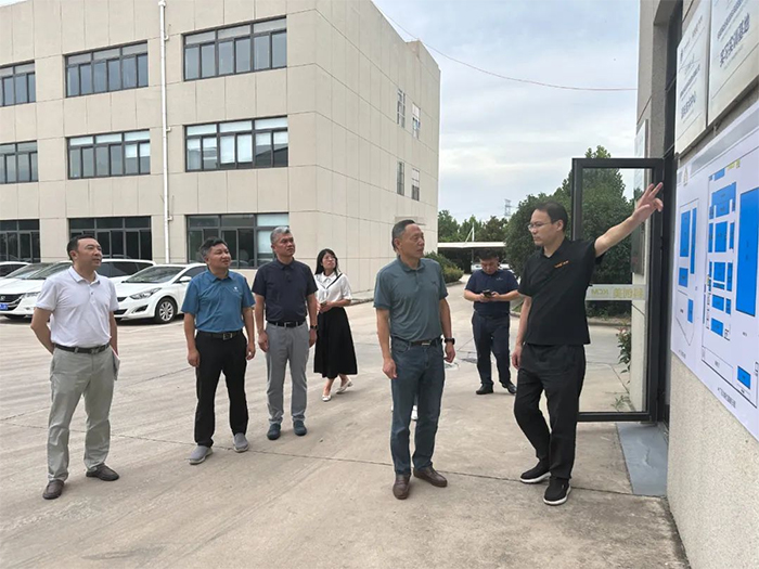 中建材地坪产业分会秘书长一行到访科创美