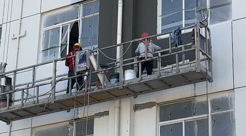 旧建筑外墙翻新：水泥墙基层处理