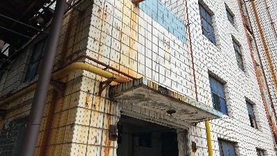 为什么老旧的厂房外墙瓷砖需要翻新