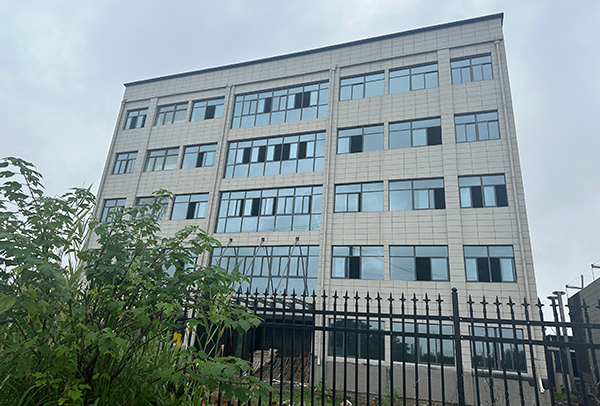 我方施工前办公楼